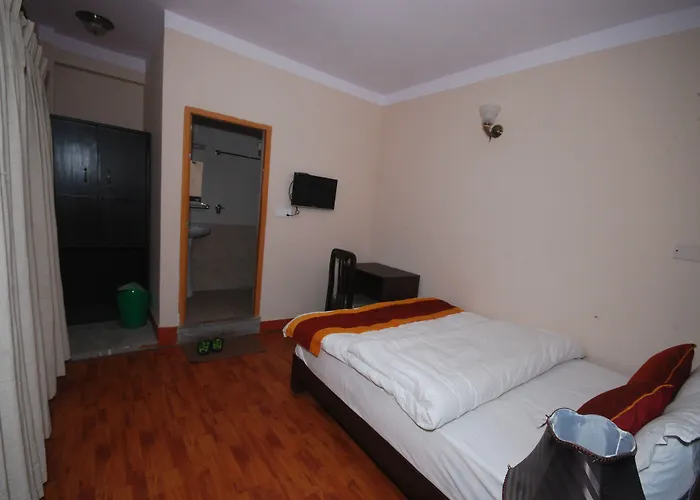 Sunny Hotel 2*
